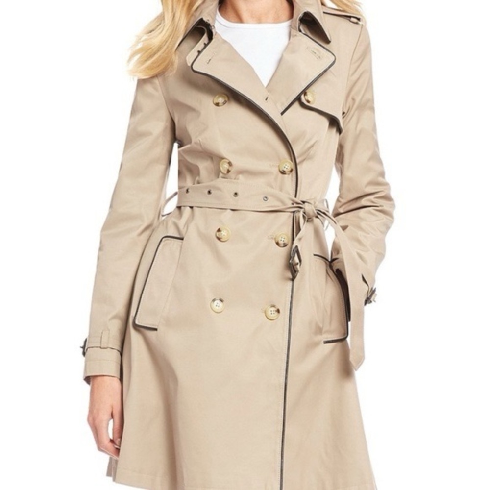 Lauren, Ralph Lauren Trench Coat With faux leather trim / piping (Large)